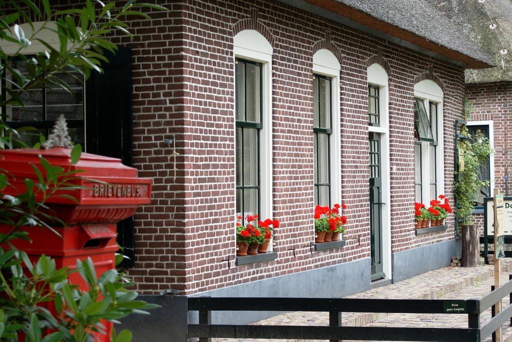 The Barnyard Bed & Breakfast Balinge Bilik gambar